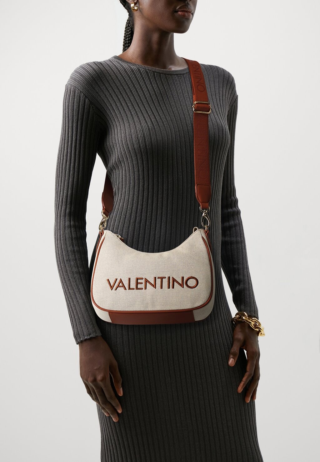 

Сумка Chelsea Valentino Bags, цвет cuoio/multicolor