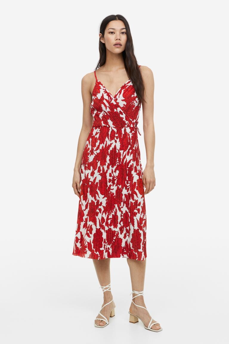 

Плиссированное платье с запахом H&M