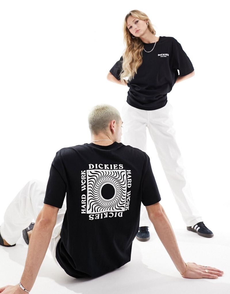 

Черная футболка с принтом на спине Dickies Oatfield — эксклюзивно для Asos