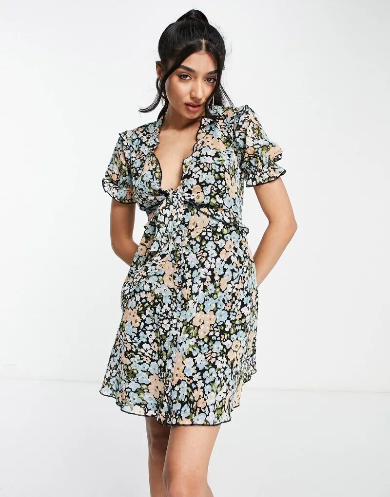 

Платье мини с завязками спереди и юбкой с рюшами ASOS с цветочным принтом