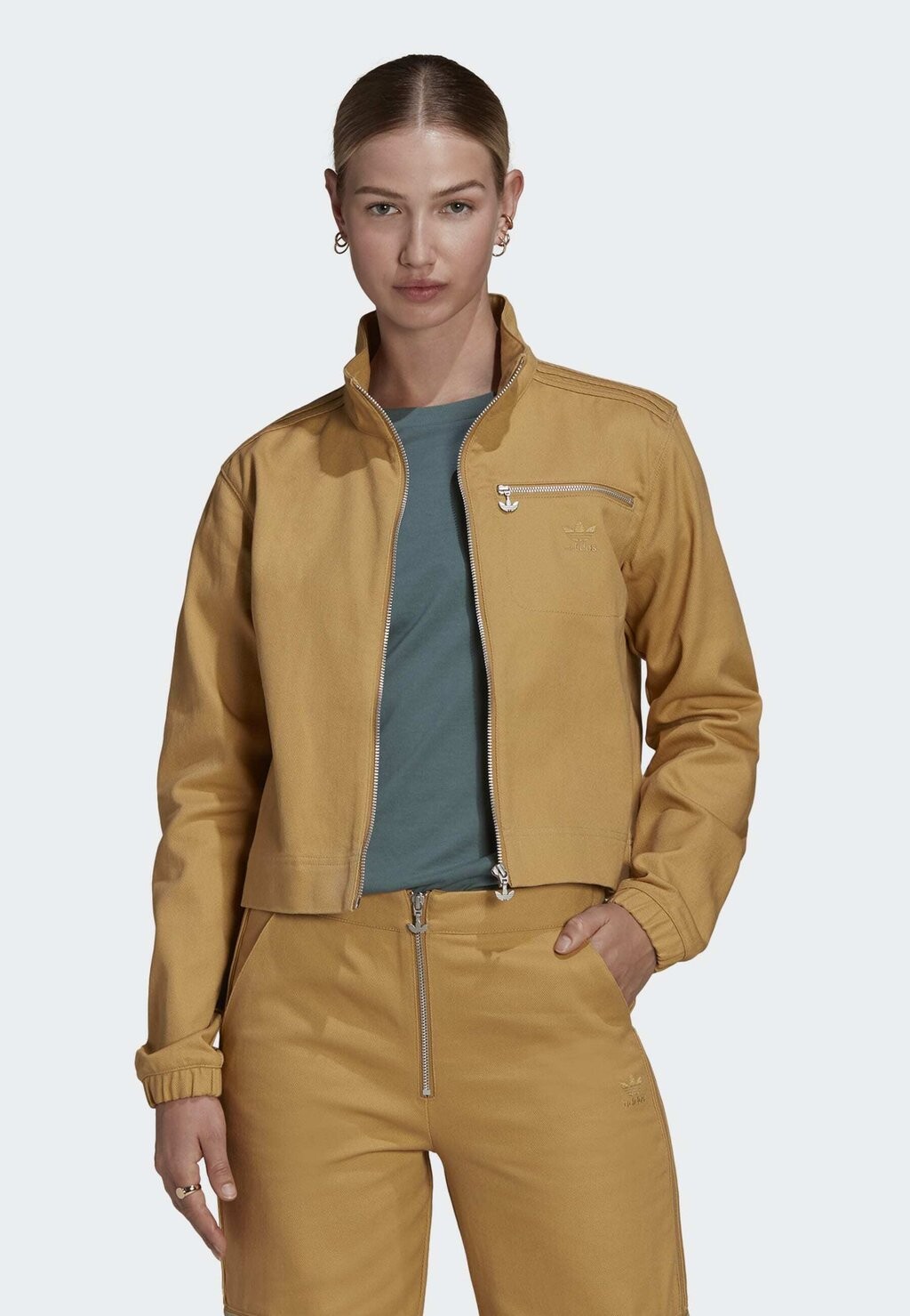 

Летний жакет adidas Originals