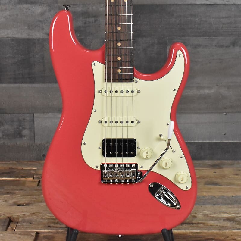 

Электрогитара Suhr Classic S LE - Fiesta Red with Hard Shell Case