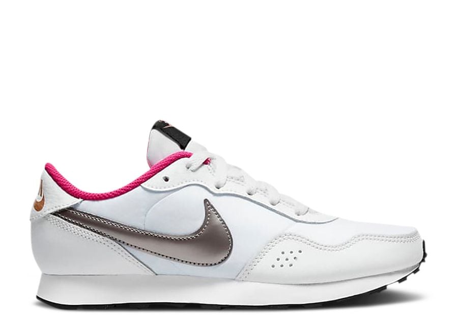 

Кроссовки Nike MD Valiant GS, цвет White Metallic Pewter