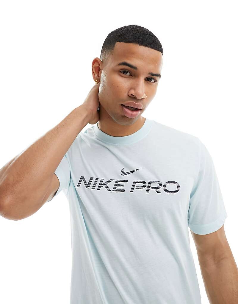 

Футболка Baselayer Nike Training – Pro – в цвете Hellblau