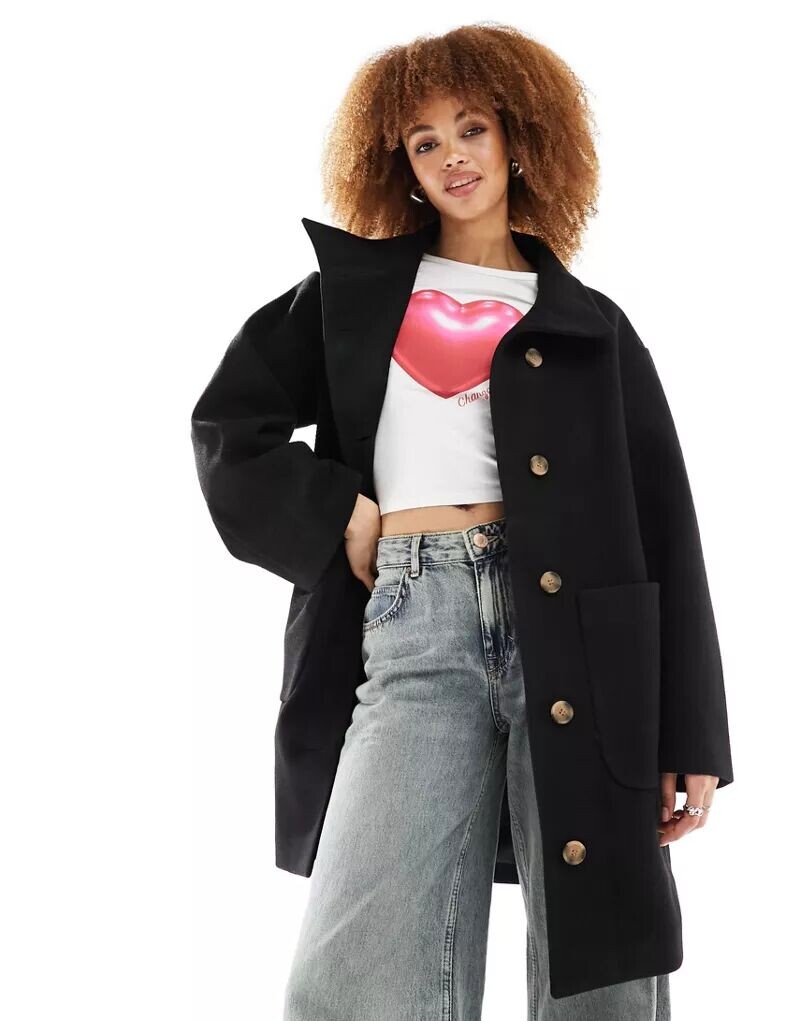

Черное пальто средней длины Monki с высоким воротником