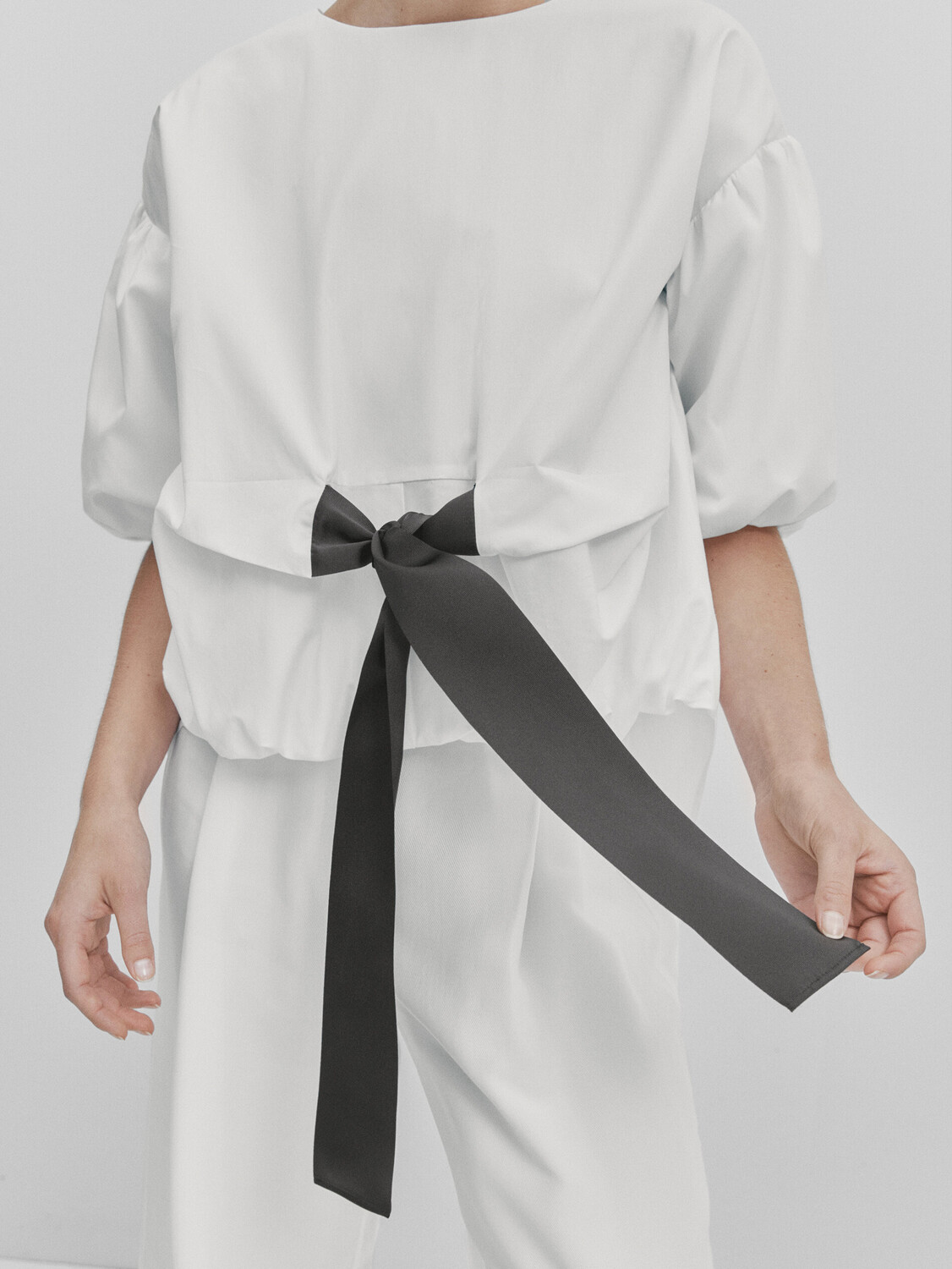 

Рубашка с контрастным бантом Massimo Dutti, белый
