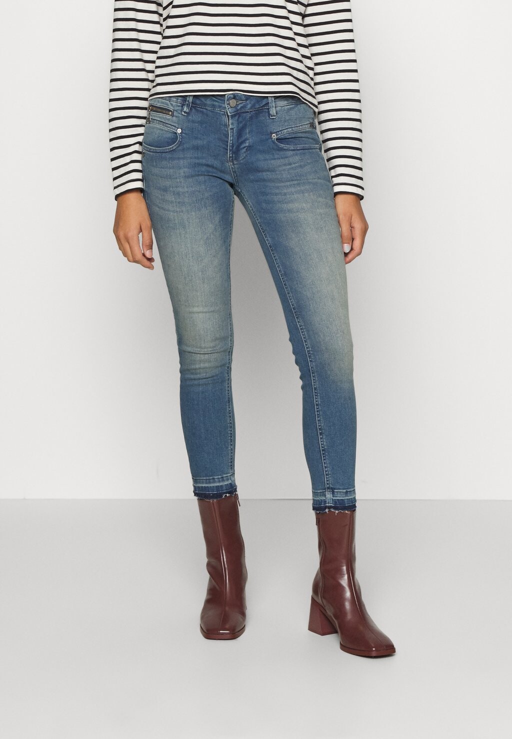 

Джинсы Skinny Fit Freeman T. Porter