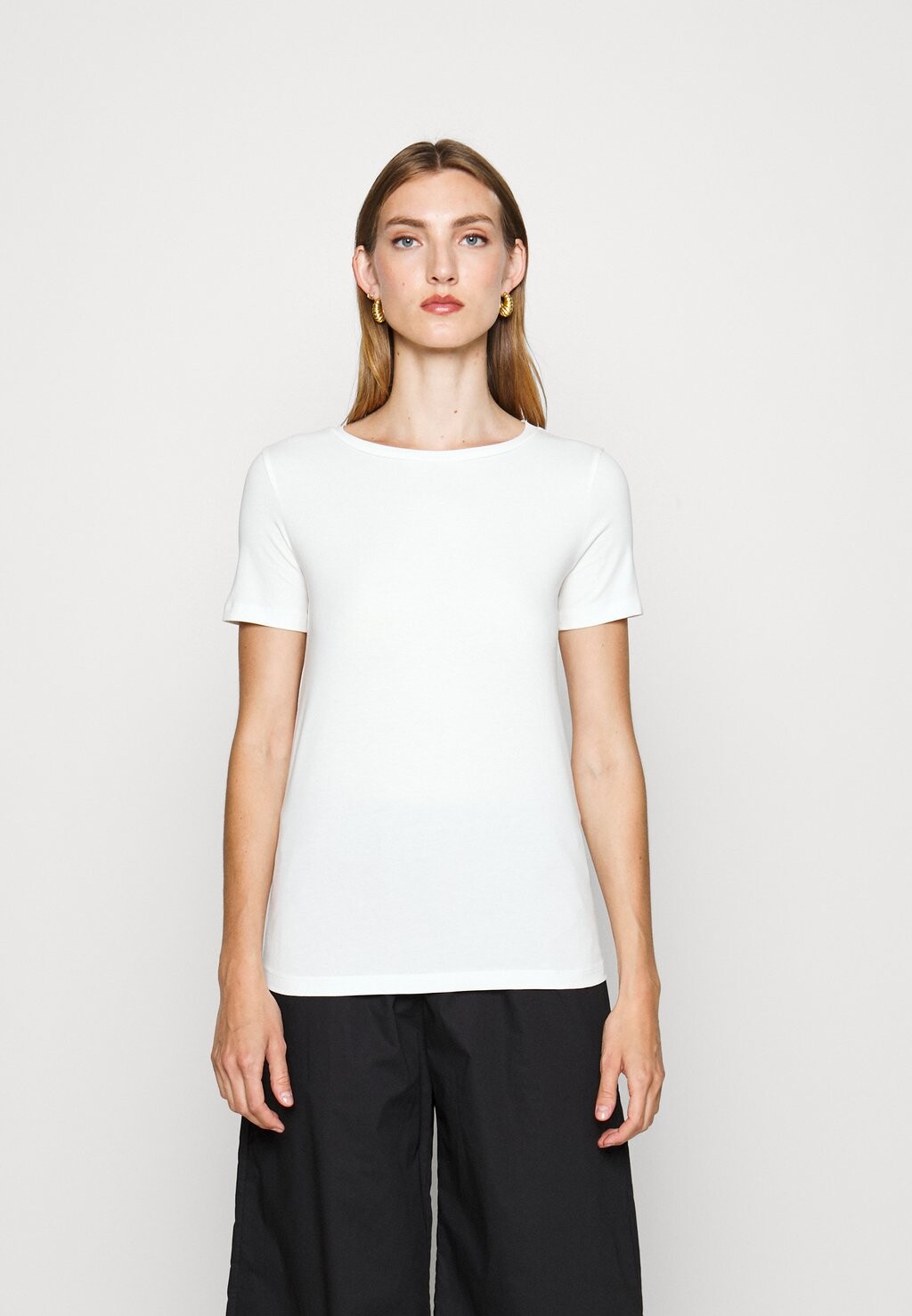 

Базовая футболка WEEKEND MaxMara, белый