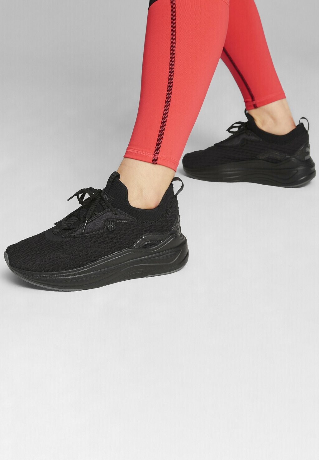 

Кроссовки Puma