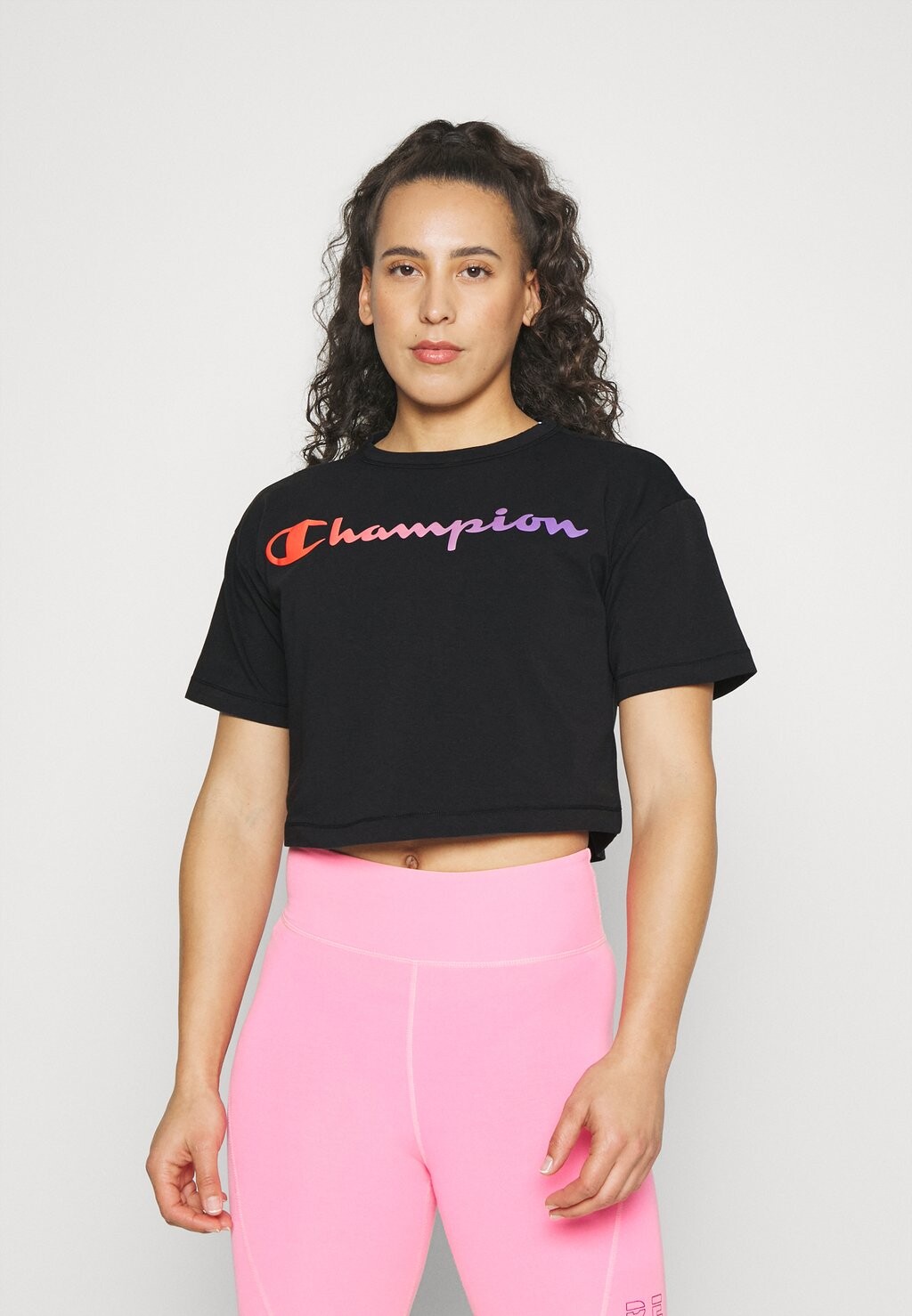 

Футболка с принтом Champion, черный