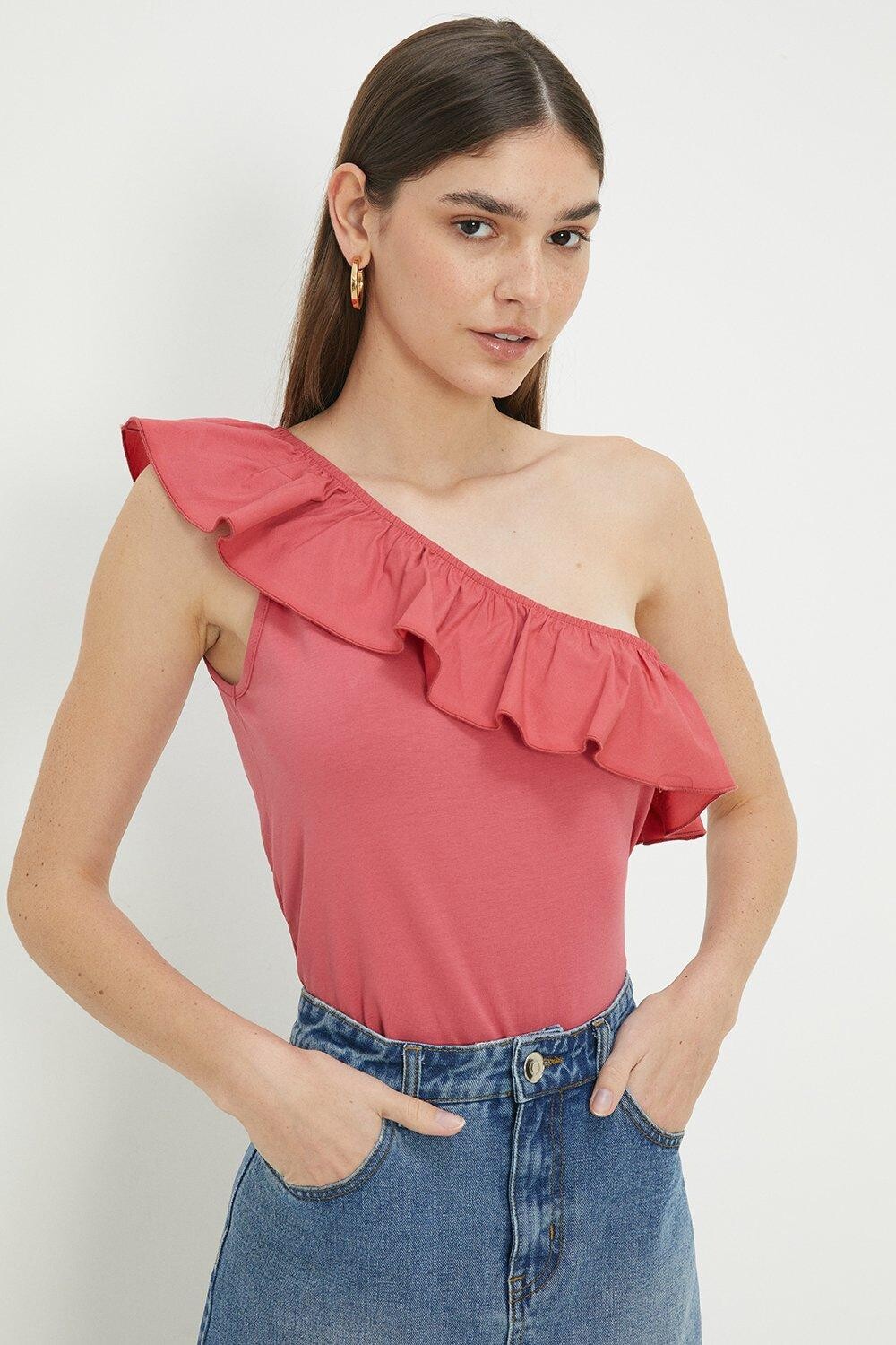 

Топ на одно плечо из поплина с оборками Dorothy Perkins, розовый