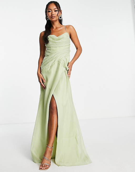 

Платье макси на бретелях с воротником-хомутом и юбкой с запахом ASOS DESIGN Bridesmaid шалфейного цвета