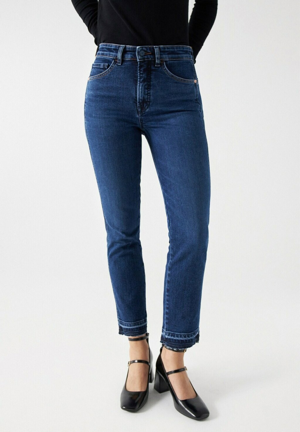 

Джинсы облегающего кроя Salsa Jeans