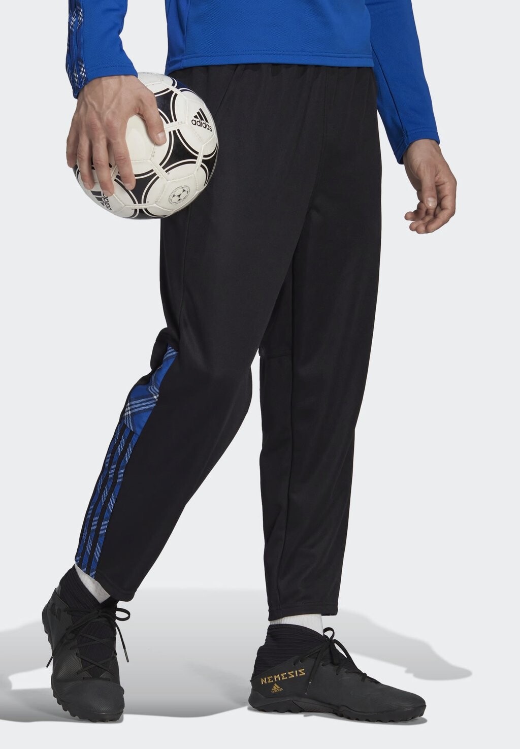 

Спортивные брюки Adidas