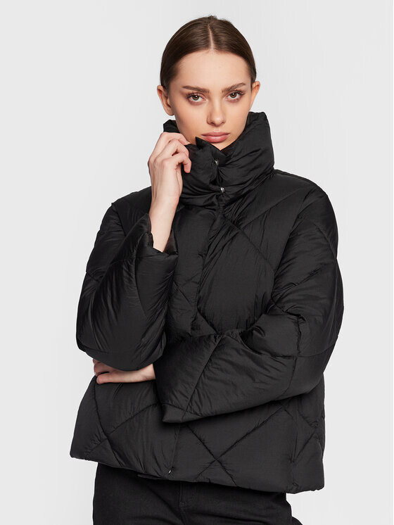 

Пуховик стандартного кроя United Colors Of Benetton, черный
