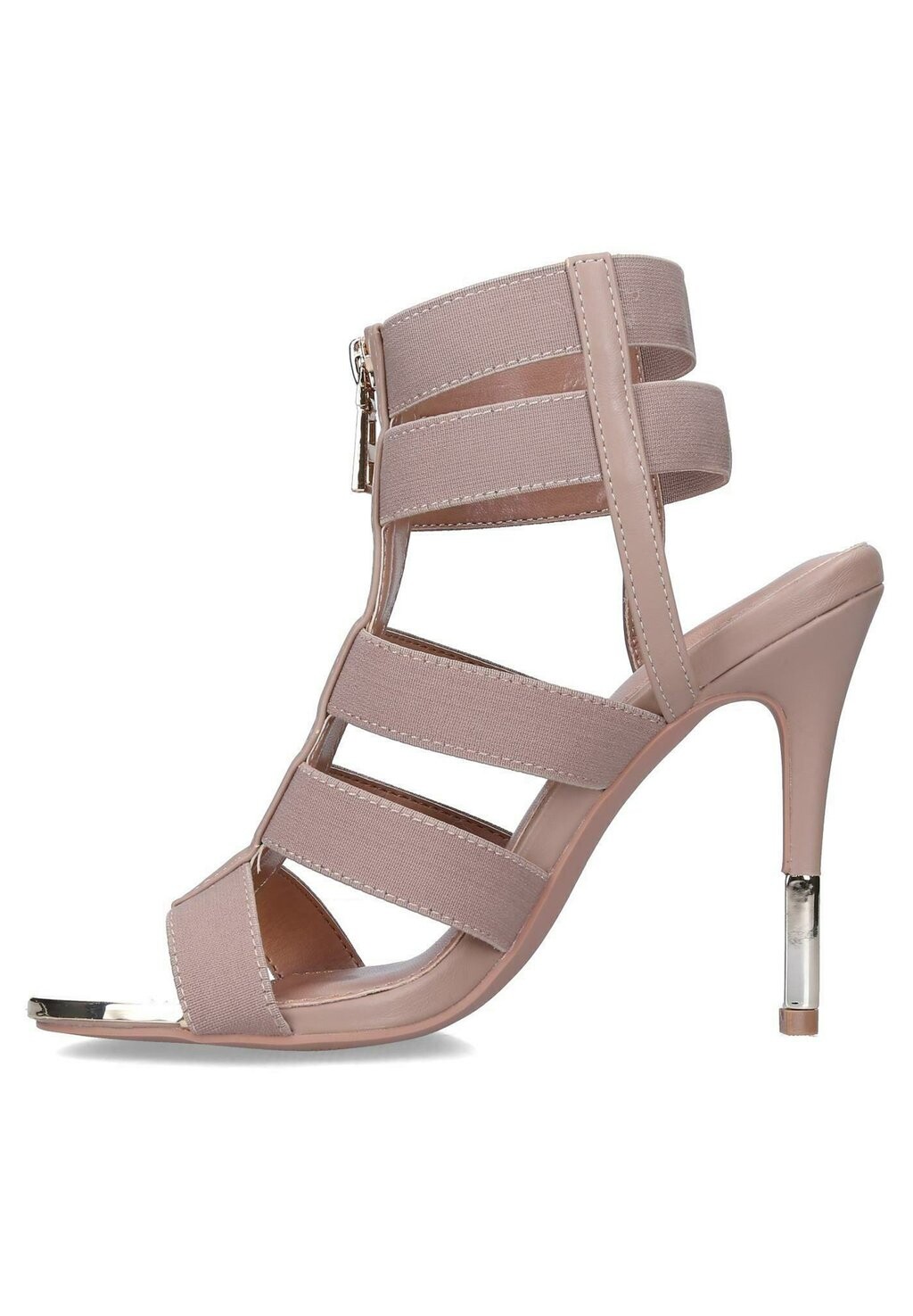 

Босоножки на каблуке Carvela