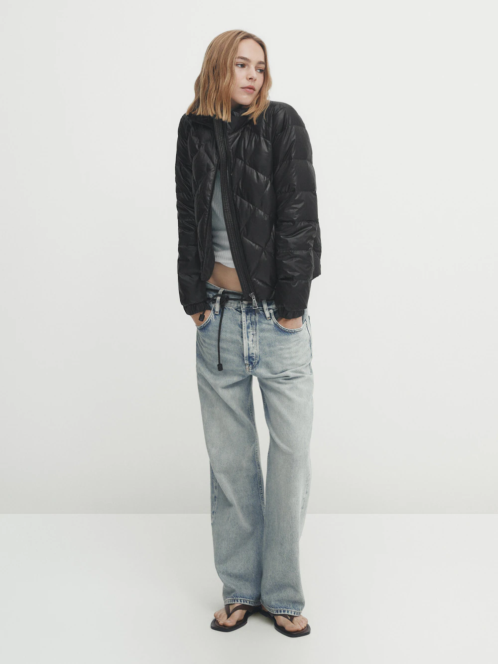 

Пуховая куртка diamond из пуха и пера Massimo Dutti, черный