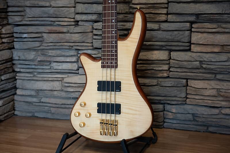 

Басс гитара 2023 Schecter Stiletto Custom-4 4-String Bass LH in Natural Satin