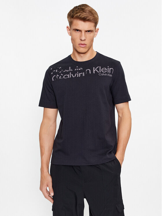

Футболка стандартного кроя Calvin Klein, черный