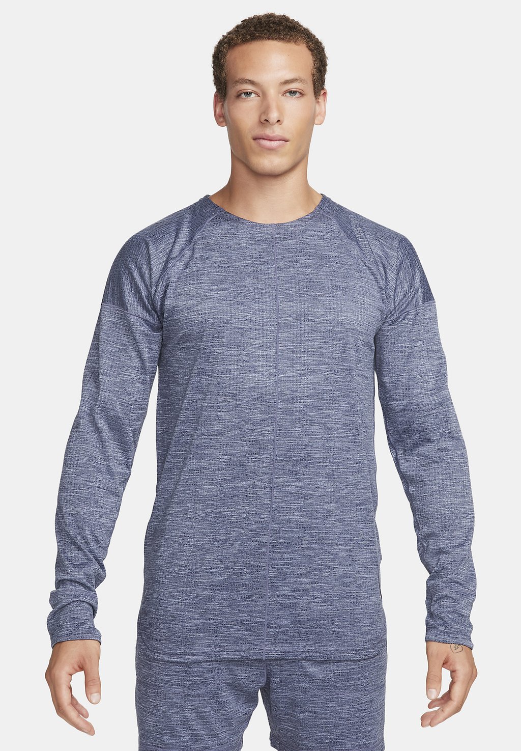 Футболка с длинным рукавом Crew Nike, цвет thunder blue heather thunder blue беговелы chicco thunder