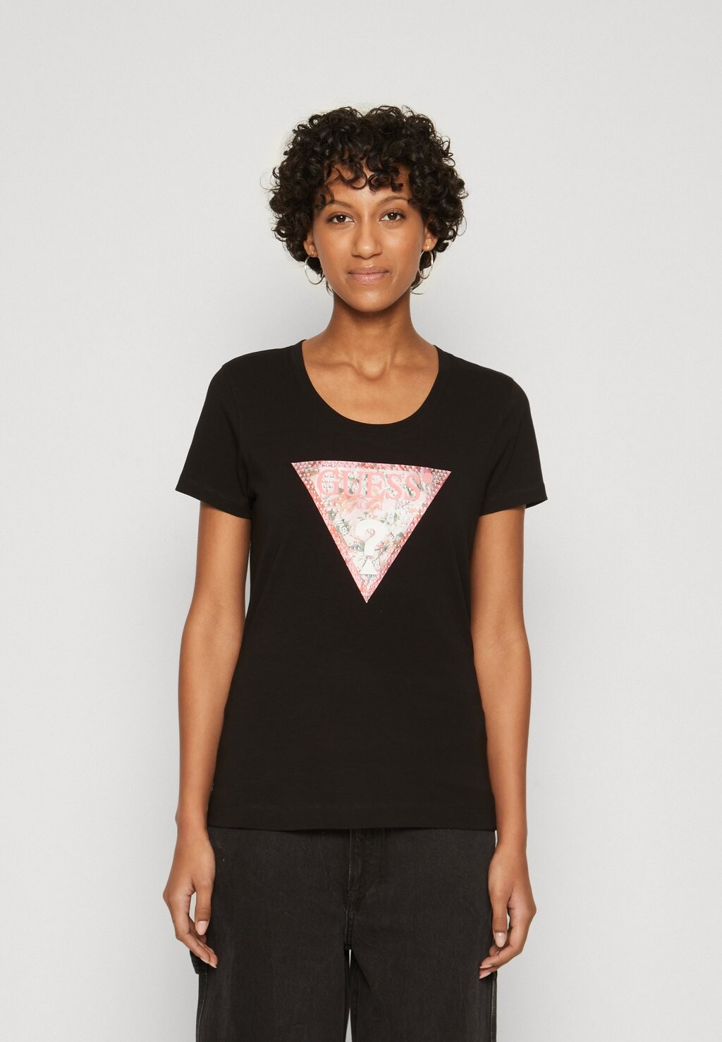 

Футболка с принтом Triangle Guess, цвет jet black