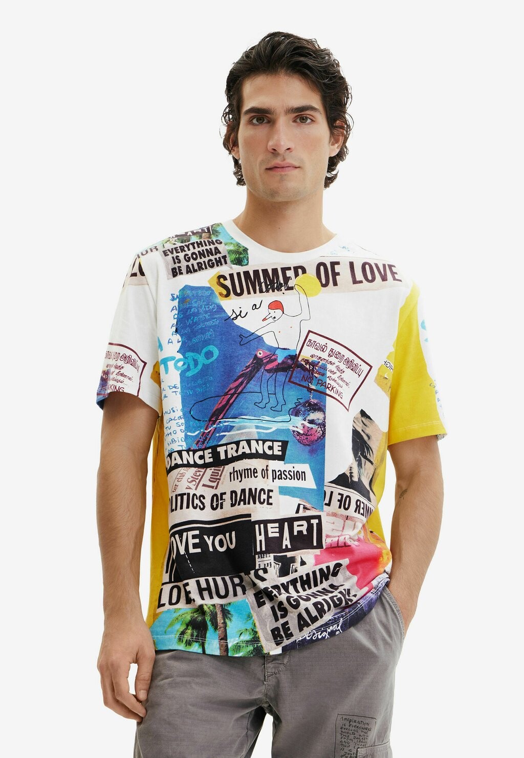 

Футболка с принтом Desigual, белый