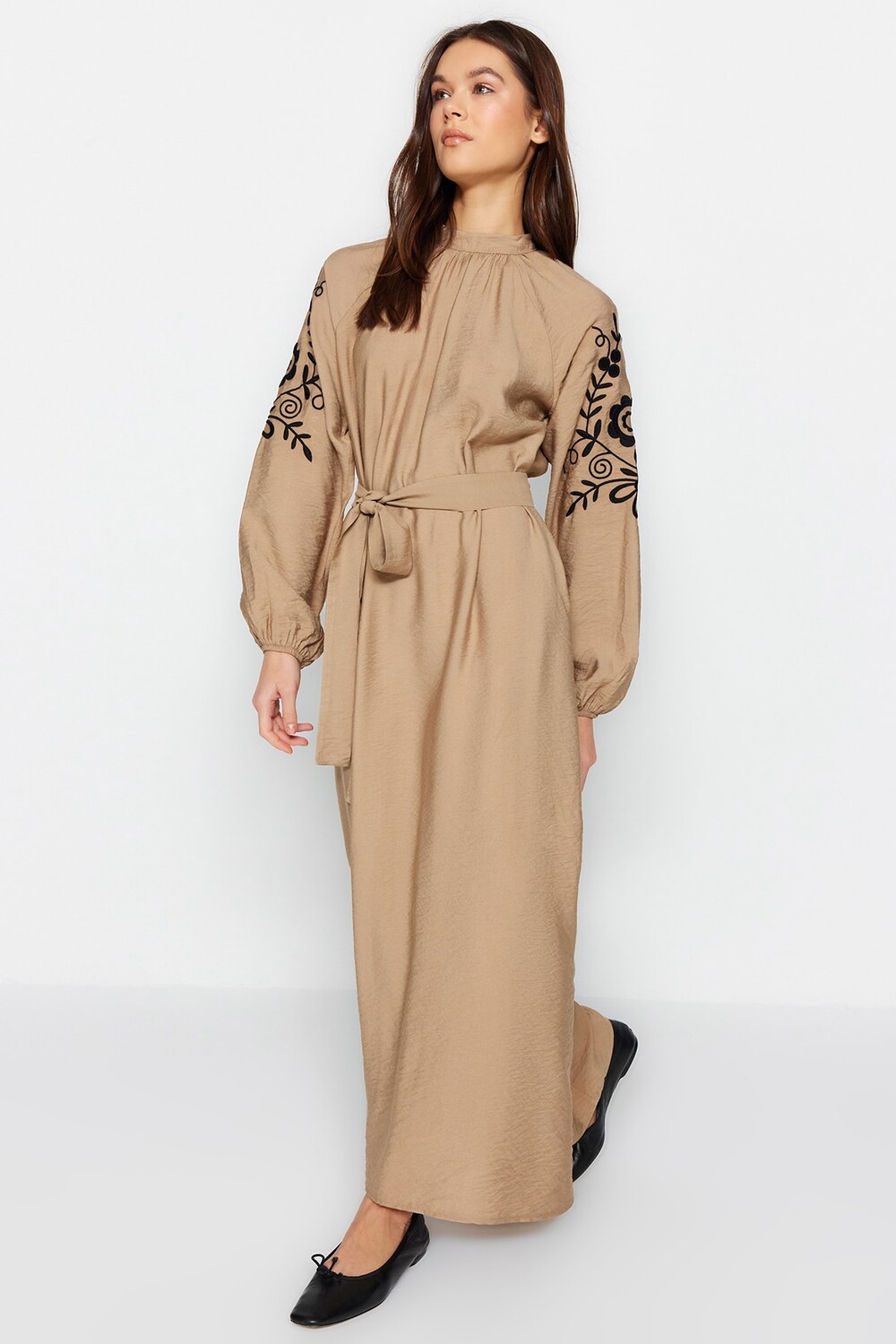 

Платье - Бежевый - А-силуэт Trendyol Modest, бежевый