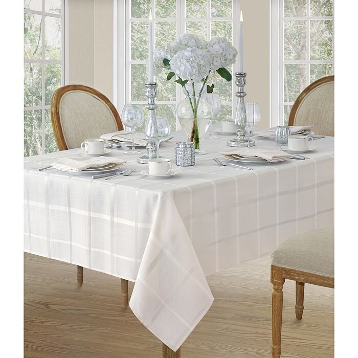 

Жаккардовая скатерть в клетку Elegance, 52 x 52 дюйма Villeroy & Boch