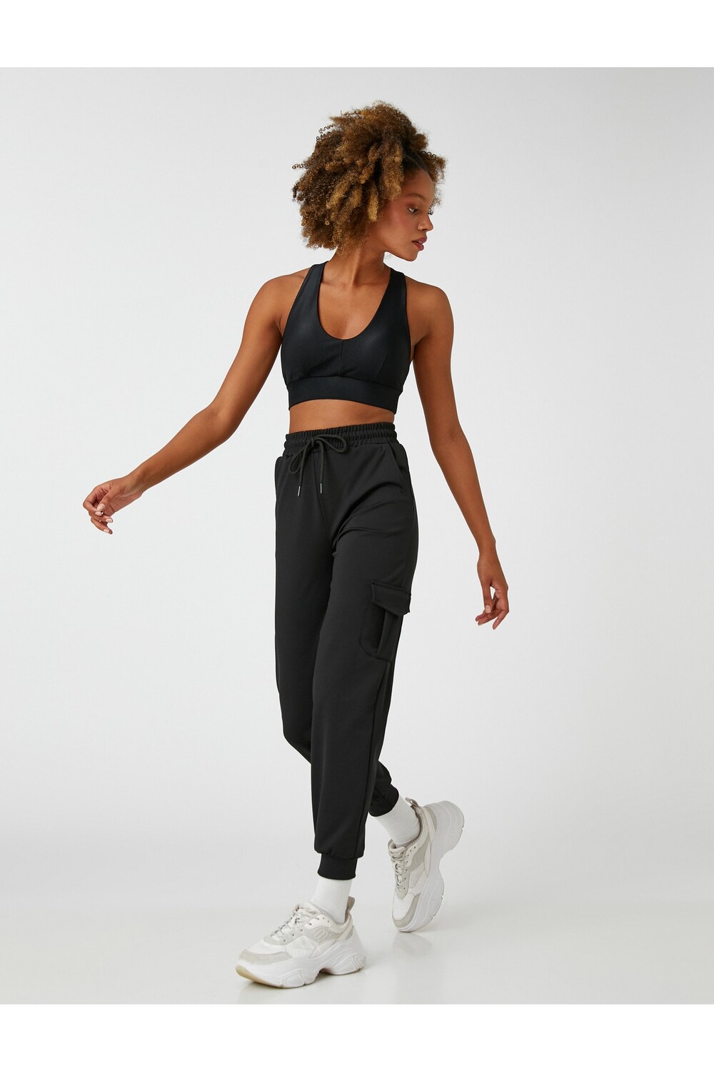 

Спортивные брюки-карго Jogger Koton, черный