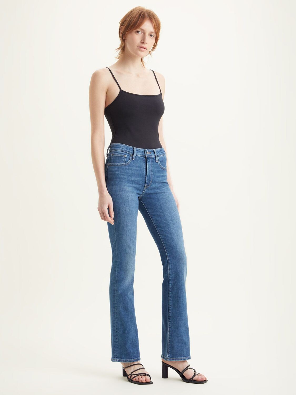 

Джинсы Levi's 725 с высокой посадкой Bootcut, поразят вас