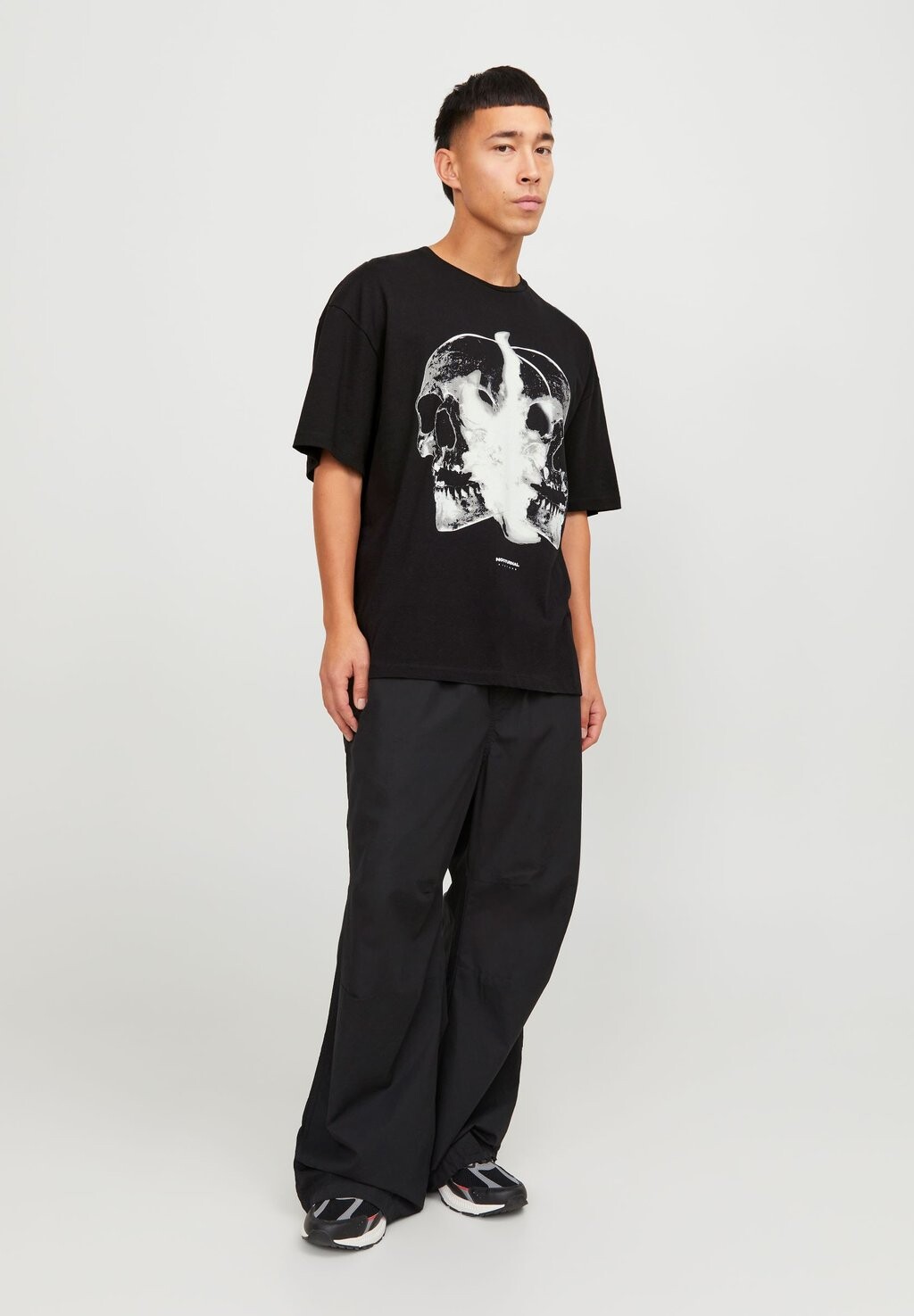 

Футболка с принтом JORDAYDREAM TEE CREW NECK UNISEX Jack & Jones, черный