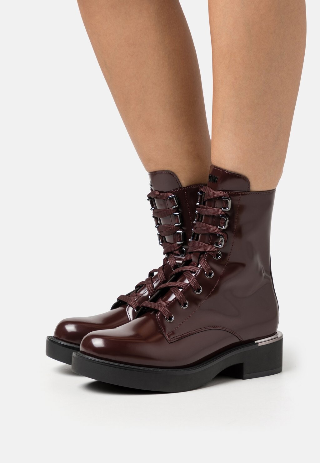 

Ботильоны на платформе TALMA COMBAT BOOT DKNY, бордовый