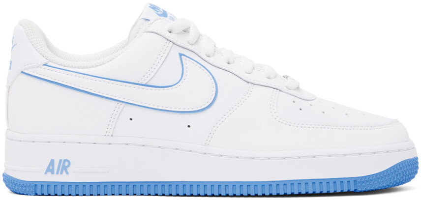 

Белые кроссовки Nike Air Force 1 07
