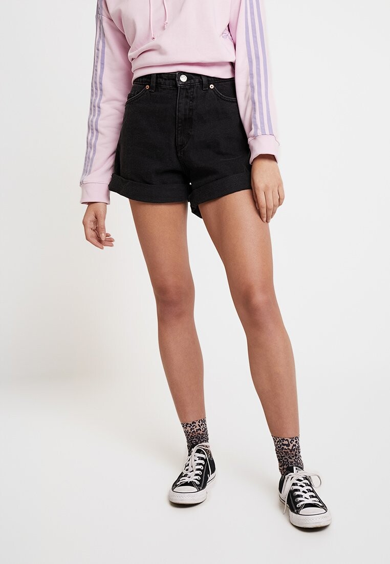 

Джинсовые шорты Monki