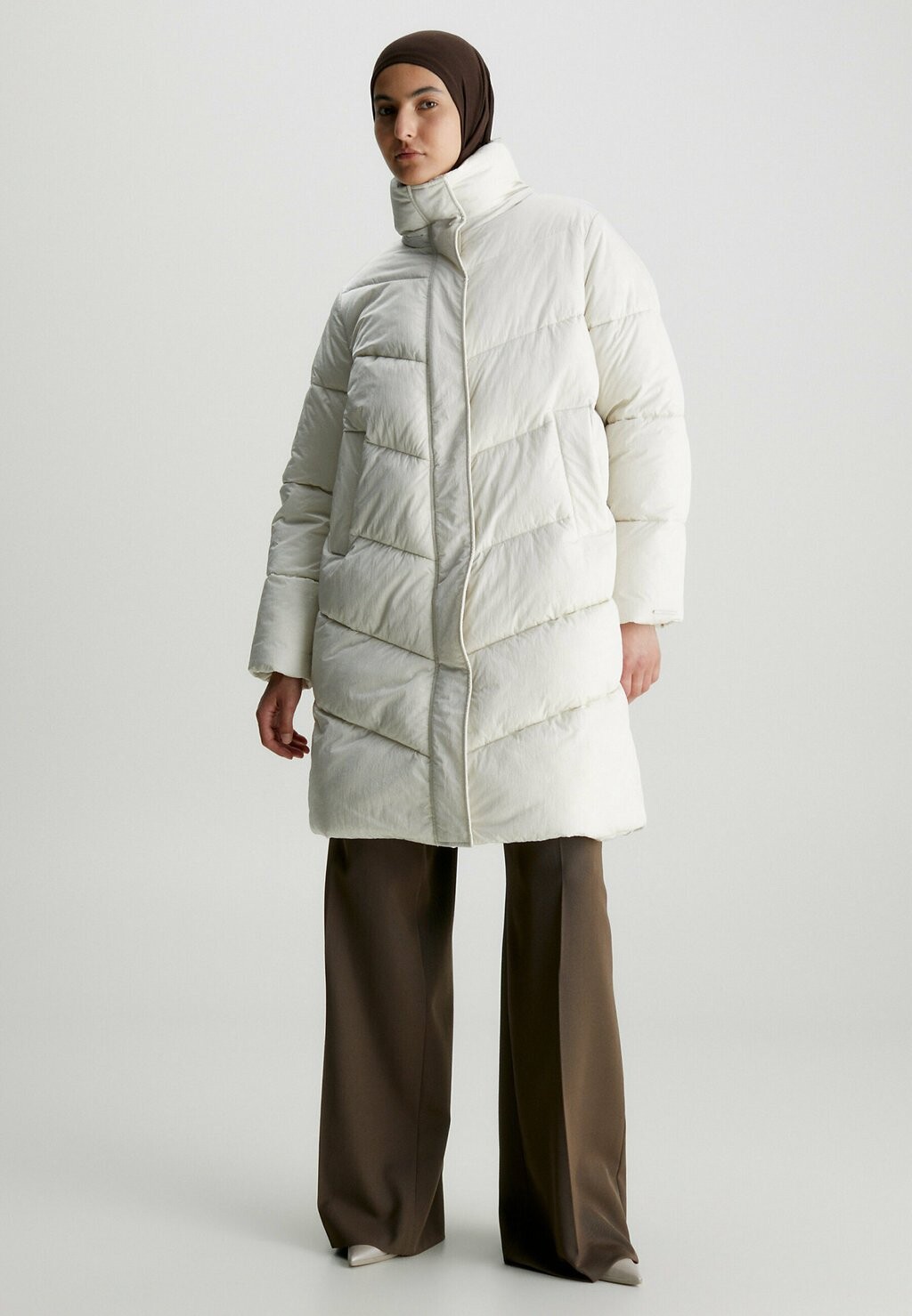 

Зимнее пальто Calvin Klein
