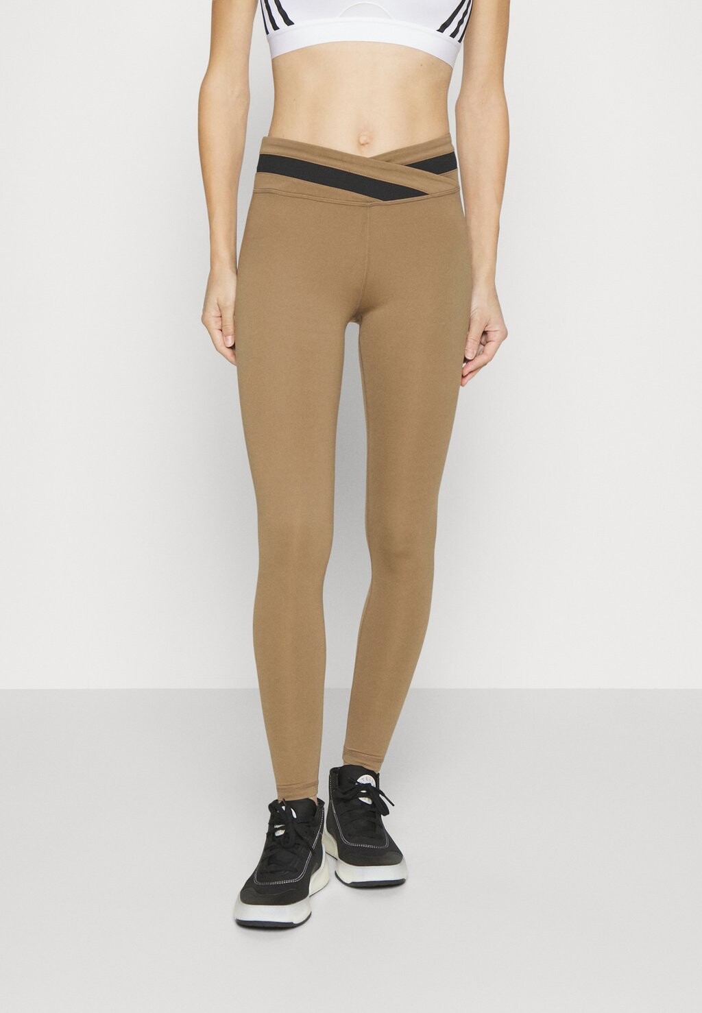 

Тайтсы Sweaty Betty, Коричневый