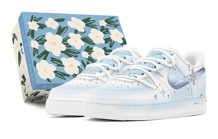 

Женские кроссовки для скейтбординга Nike Air Force 1, Light Blue