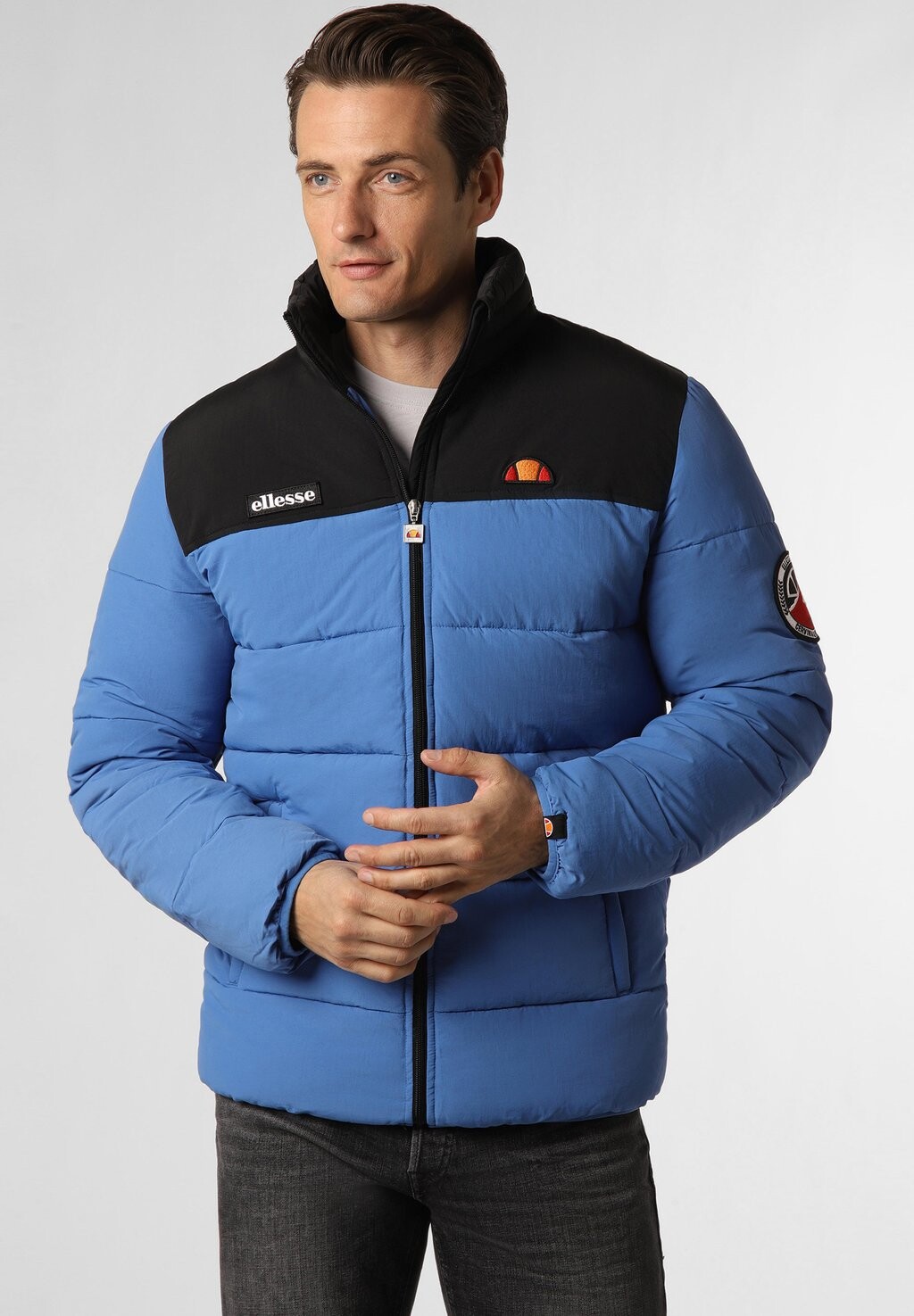 

Зимняя куртка Ellesse, синий Шварц