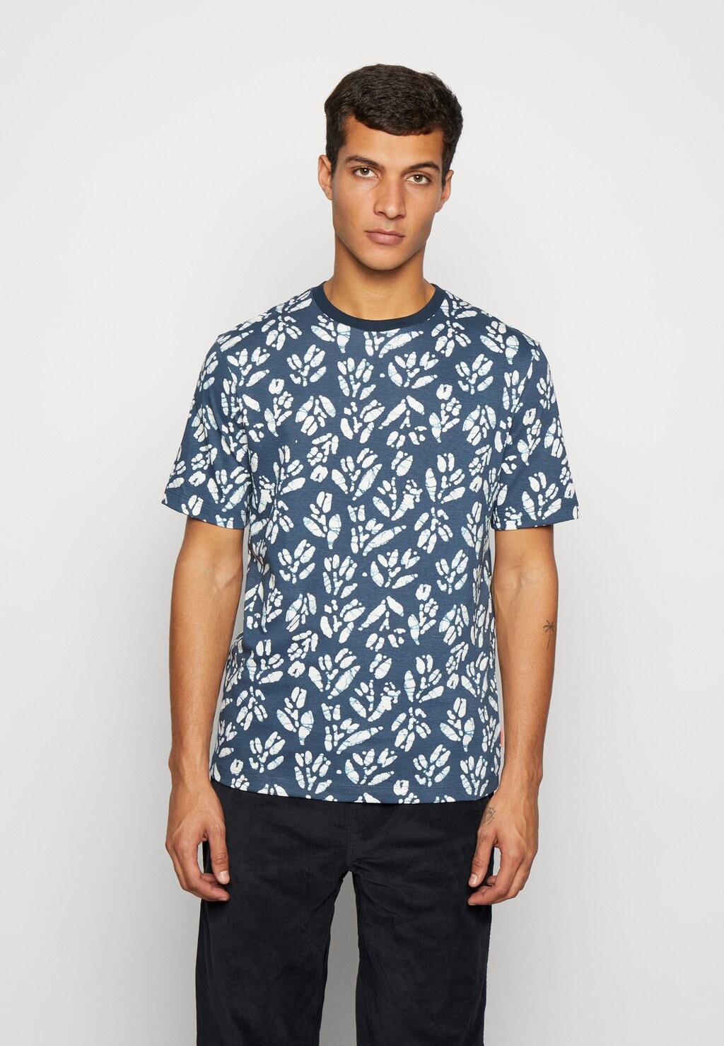 

Футболка с принтом Scotch & Soda, темно-синий