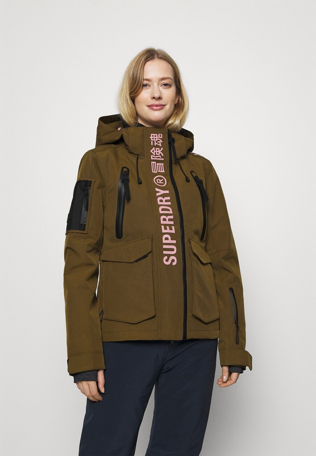 

Куртка лыжная Superdry, оливковый