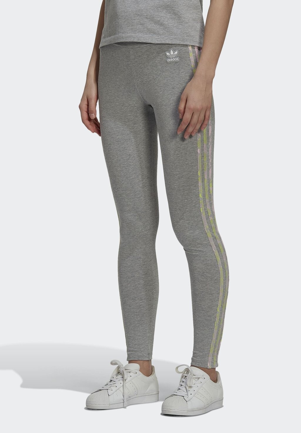 

Брюки adidas Originals