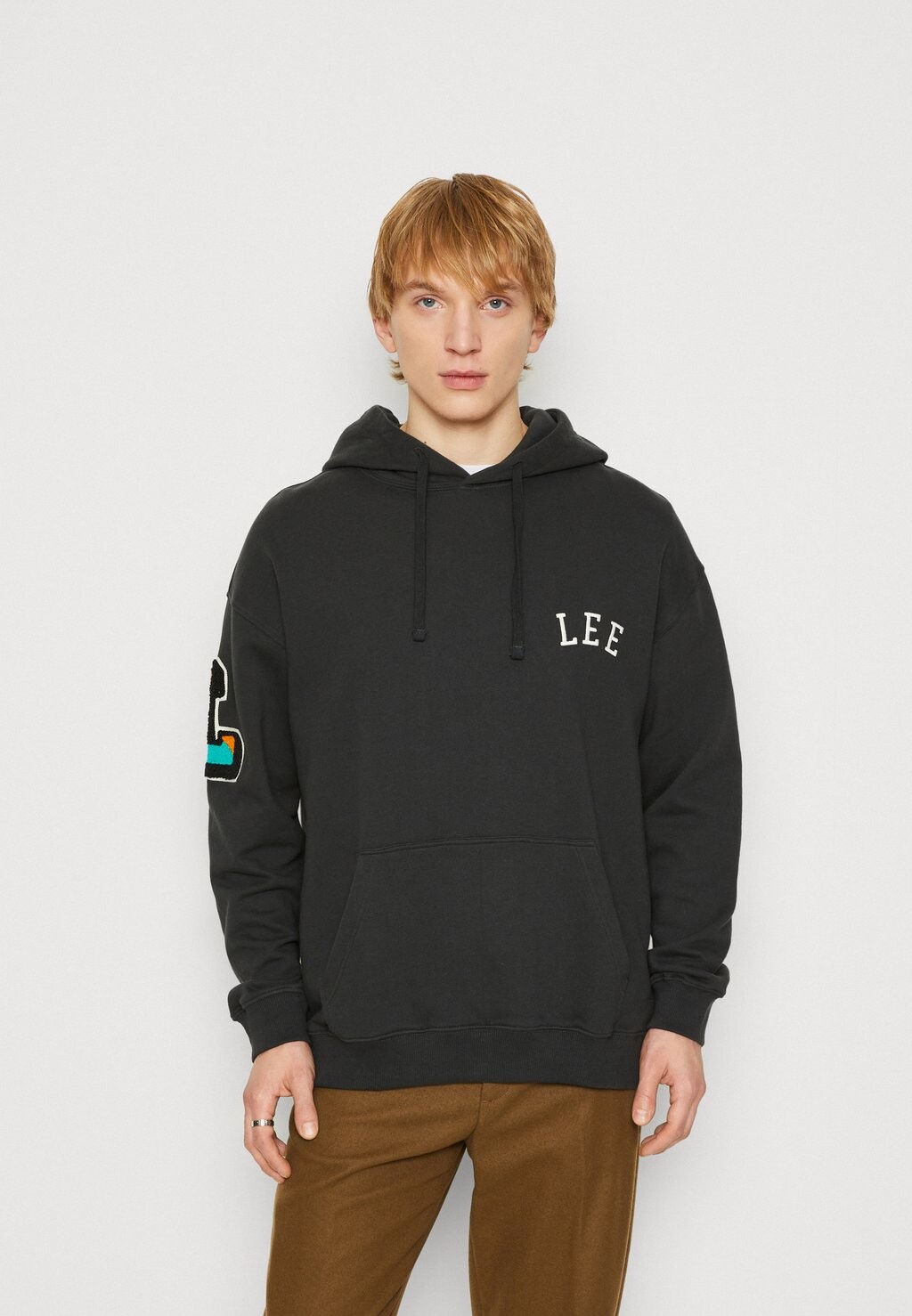 

Худи Lee, Черный