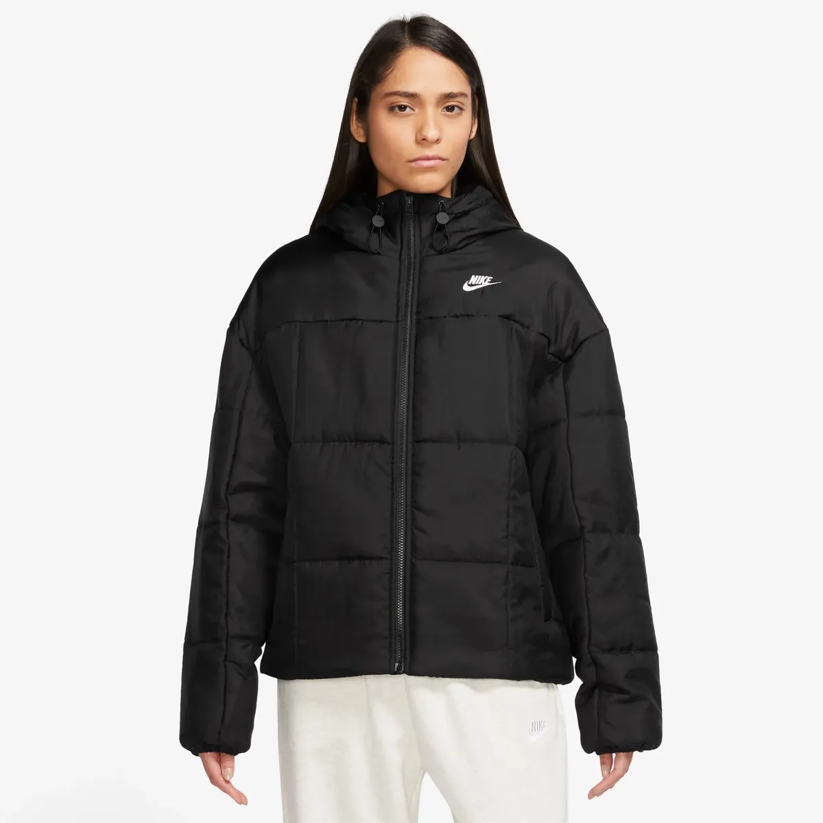 

Куртка Nike Sportswear для активного отдыха "W NSW ESSTL THRMR CLSC PUFFER", белый