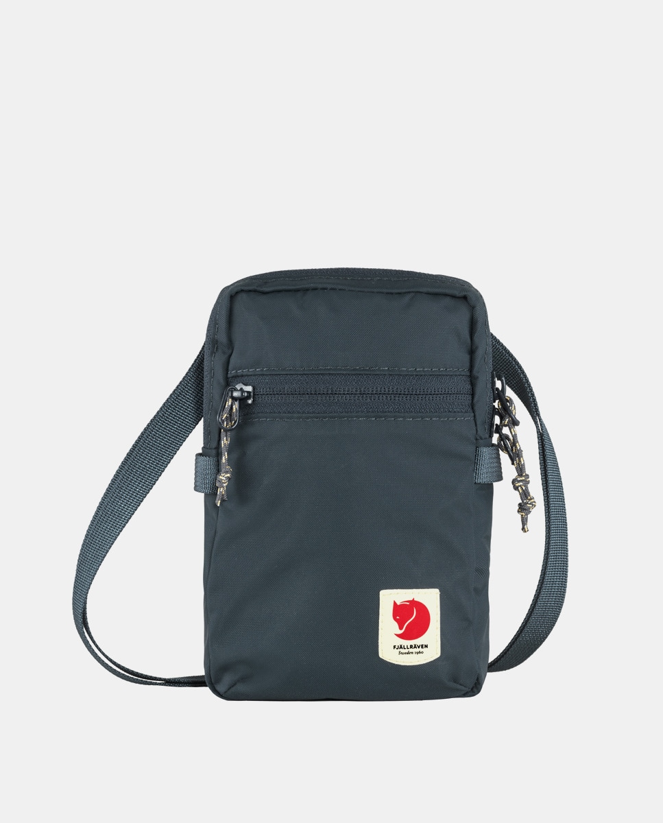 Маленькая темно-синяя сумка через плечо с карманом и молнией из переработанного нейлона High Coast Fjällräven, темно-синий