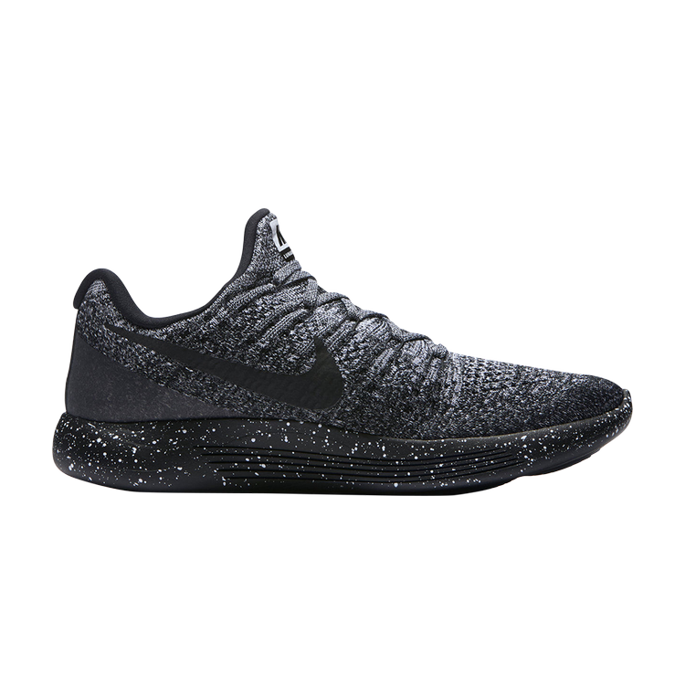 Кроссовки Nike LunarEpic Low Flyknit 2 'Black White', черный