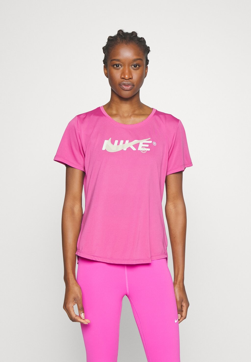 

Футболка с принтом Nike, Розовый