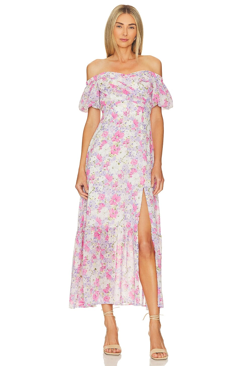 

Платье ASTR the Label Valora, цвет Pink Floral