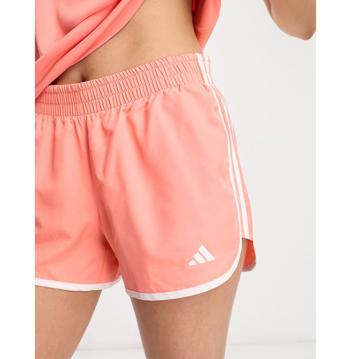 

Оранжевые шорты adidas Running M20 adidas performance