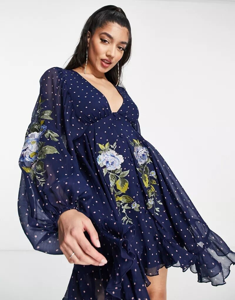 

Платье мини на пуговицах с вышивкой и рукавами в горошек ASOS