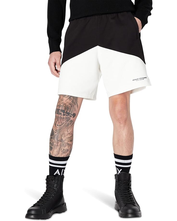 

Шорты Armani Exchange Chevron Sweatshorts, черный
